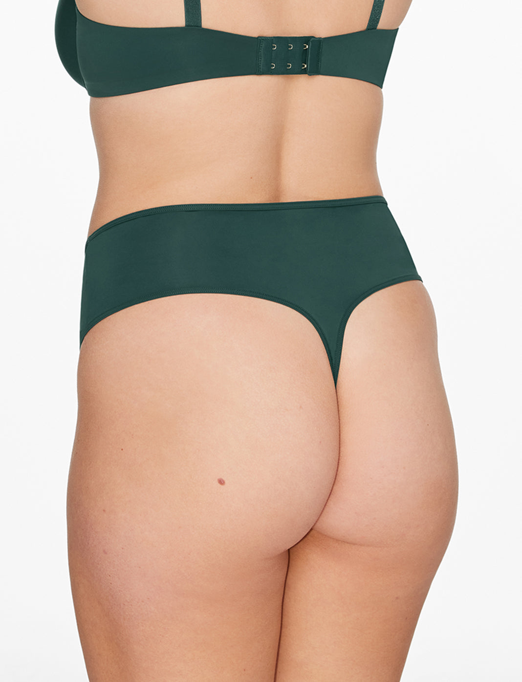 24/7? Classic High Waist Thong